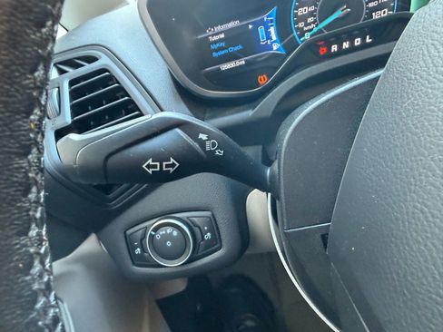 Used 2016 Ford C-MAX SE w/ Interior Protection Package image 18