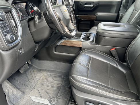 Used 2022 Chevrolet Silverado 1500 High Country w/ LPO, Dark Essentials Package AWD/4WD image 15