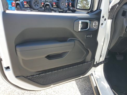 New 2026 Jeep Wrangler Willys image 10