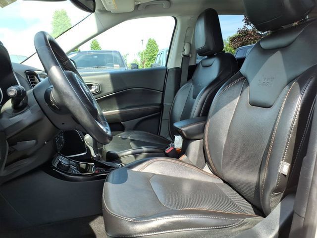 Used 2018 Jeep Compass Limited w/ Navigation Group AWD/4WD image 13