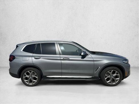 Used 2024 BMW X3 xDrive30i w/ Premium Package AWD/4WD image 4