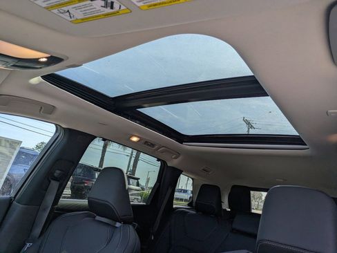 New 2026 INFINITI QX60 Luxe w/ Family Package image 23