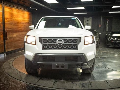 Used 2024 Nissan Frontier SV w/ SV Convenience Package AWD/4WD image 4