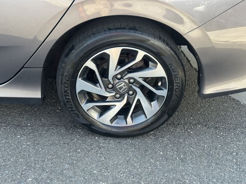 Used 2016 Honda Civic EX image 17