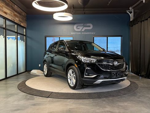 Used 2022 Buick Encore GX Preferred w/ Cold Weather Comfort Package FWD image 1