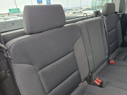 Used 2018 Chevrolet Silverado 1500 LT image 14