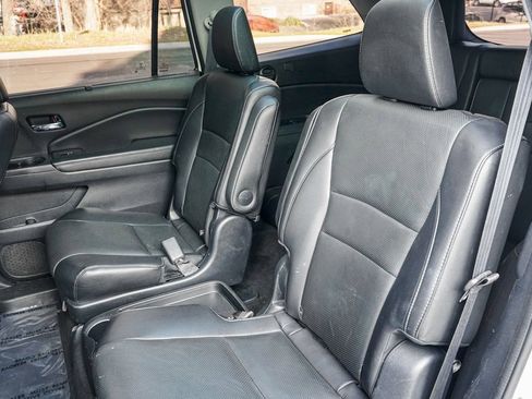 Used 2019 Honda Pilot Elite image 17