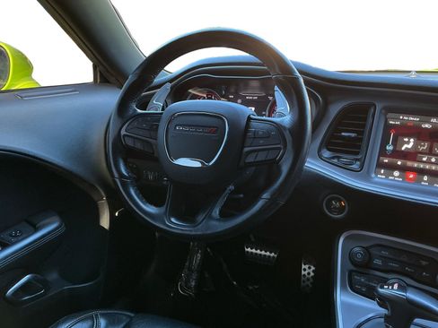 Used 2019 Dodge Challenger R/T Scat Pack image 12