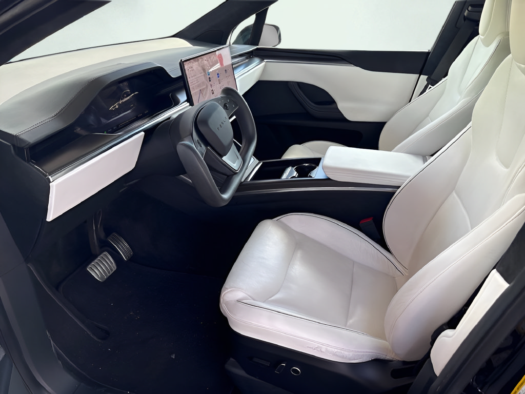 Used 2022 Tesla Model X Plaid AWD/4WD image 5