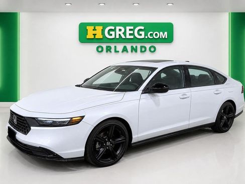 Used 2023 Honda Accord Sport image 4