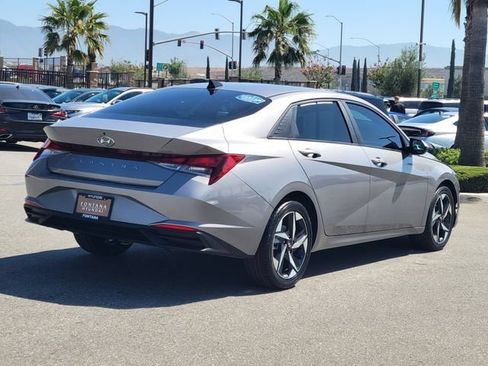 Certified 2023 Hyundai Elantra SEL w/ Convenience Package FWD image 4