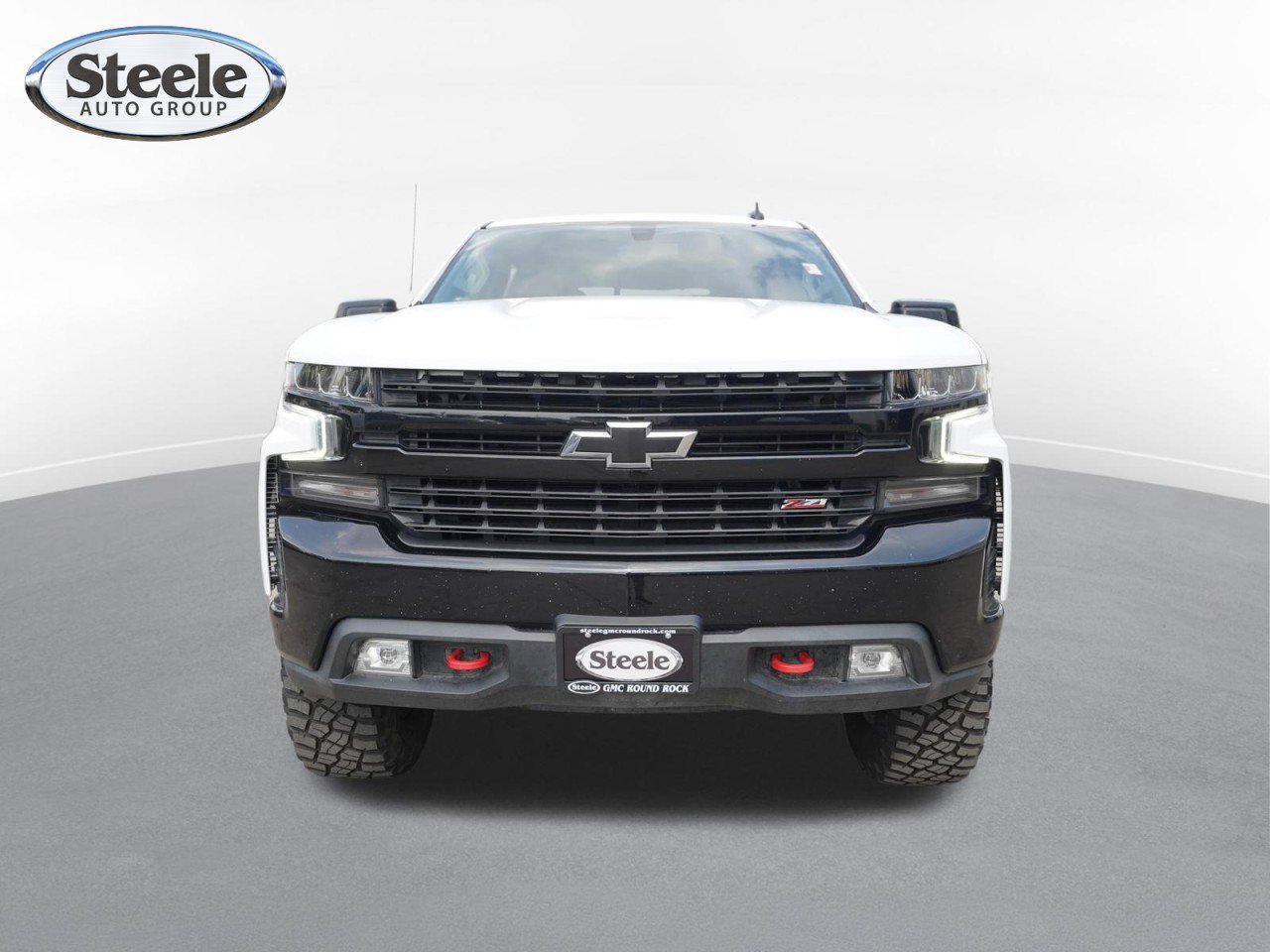 Used 2021 Chevrolet Silverado 1500 LT Trail Boss w/ Convenience Package II AWD/4WD image 2
