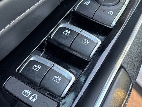 Used 2022 Kia Sorento SX image 35