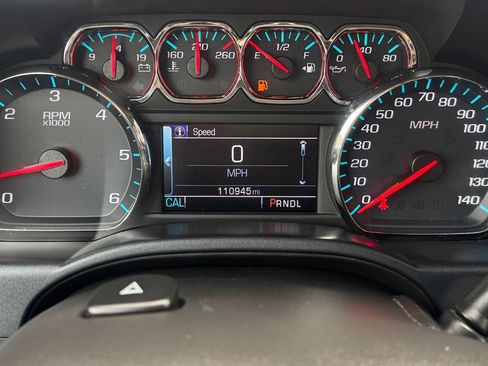 Used 2018 Chevrolet Silverado 1500 LT w/ All Star Edition AWD/4WD image 29