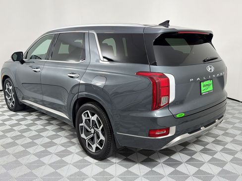 Used 2022 Hyundai Palisade Calligraphy FWD image 3