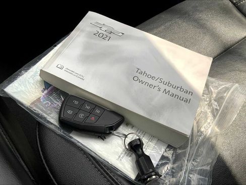 Used 2021 Chevrolet Tahoe LT image 28