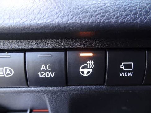 Certified 2023 Toyota Sienna Platinum AWD/4WD image 30