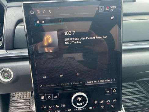 Used 2026 GMC Terrain AT4 w/ Convenience Package III AWD/4WD image 29