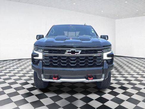 Used 2023 Chevrolet Silverado 1500 ZR2 w/ Technology Package AWD/4WD image 2