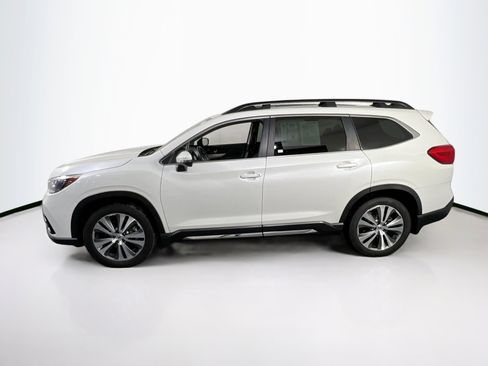 Used 2022 Subaru Ascent Limited w/ Technology Package image 8