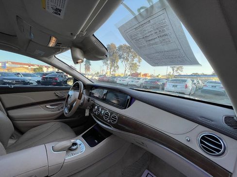 Used 2014 Mercedes-Benz S 550 Sedan image 12