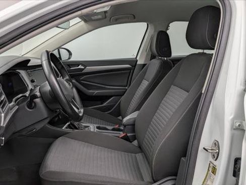 Used 2024 Volkswagen Jetta S image 14