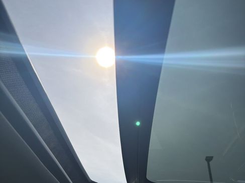 Used 2023 Toyota Tundra Limited image 14