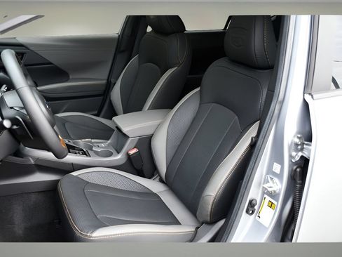 Used 2025 Subaru Crosstrek 2.5i Wilderness w/ Crosstrek Mirror Package AWD/4WD image 14