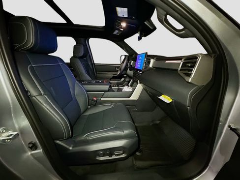 New 2026 Toyota Tundra Limited AWD/4WD image 33