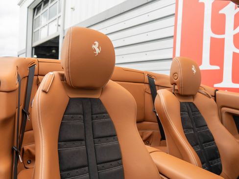 Used 2012 Ferrari California RWD image 20
