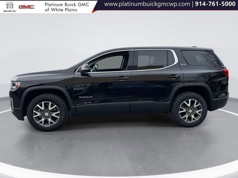 Used 2023 GMC Acadia SLE image 2