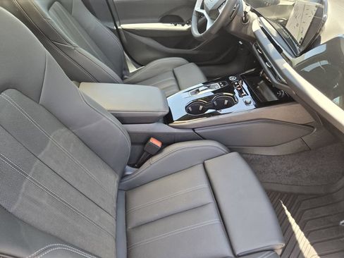 Used 2025 Audi A5 2.0T Premium Plus w/ Premium Plus AWD/4WD image 18