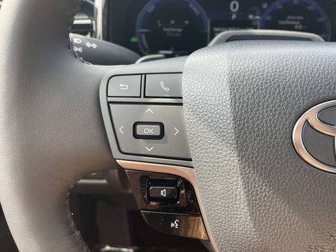 New 2026 Toyota Camry XSE FWD image 31