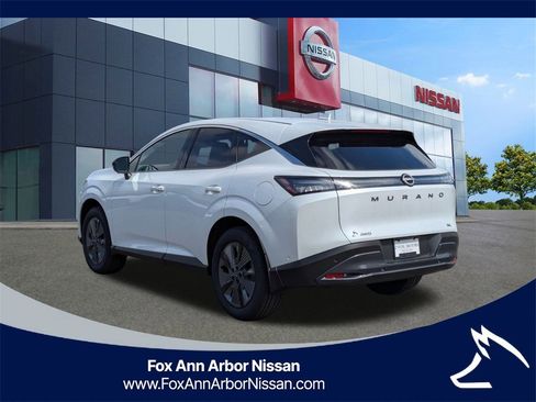 New 2025 Nissan Murano SL image 5