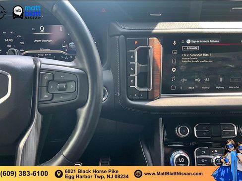 Used 2023 GMC Yukon Denali Ultimate AWD/4WD image 5