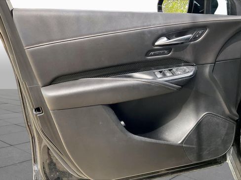 Used 2021 Cadillac XT4 Sport w/ Cold Weather Package FWD image 21