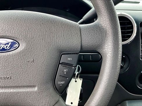 Used 2003 Ford Expedition XLT AWD/4WD image 19