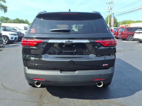 Used 2023 Chevrolet Traverse RS AWD/4WD image 6