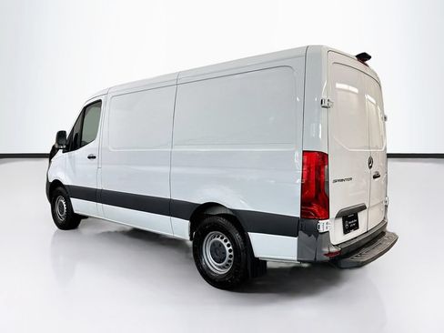 Used 2021 Mercedes-Benz Sprinter 1500 image 7