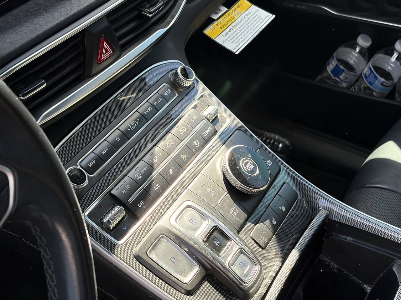 Used 2022 Hyundai Santa Fe SEL w/ Convenience + Premium Package FWD image 8