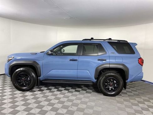 Used 2025 Toyota 4Runner TRD Off-Road AWD/4WD image 5