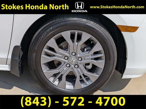 Certified 2025 Honda Odyssey Touring image 14