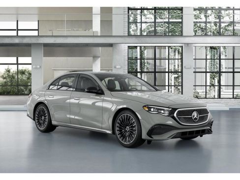 New 2026 Mercedes-Benz E 350 4MATIC Sedan image 11