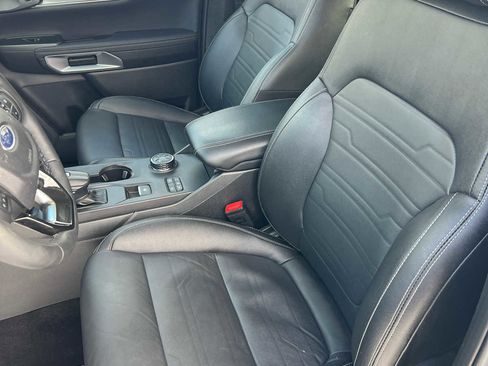 Used 2024 Ford Ranger Lariat w/ Trailer Tow Package image 27