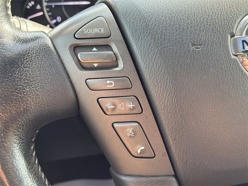 Used 2020 Nissan Armada SL w/ Premium Package image 36