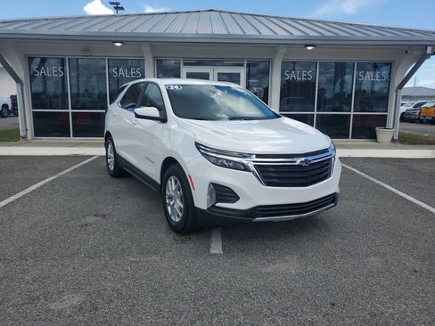 Used 2024 Chevrolet Equinox LT w/ LPO, Floor Liner Package FWD image 10