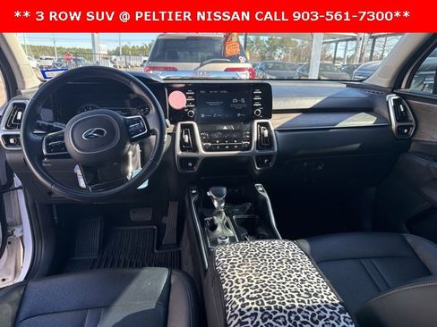 Used 2021 Kia Sorento EX image 15