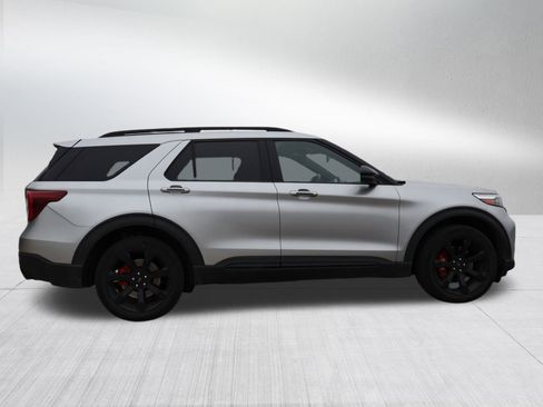 Used 2021 Ford Explorer ST w/ Equipment Group 401A image 8