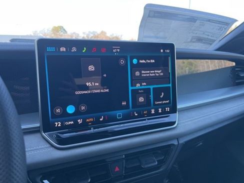 New 2026 Volkswagen Tiguan SE R-Line FWD image 13