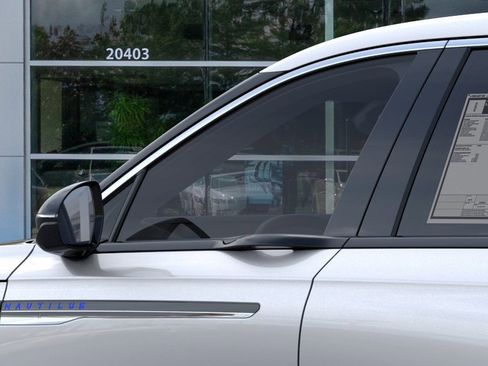 New 2026 Lincoln Nautilus Premier AWD/4WD image 20